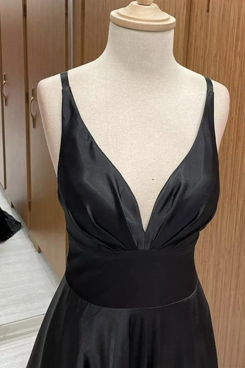 A Line V Neck Backless Black Long Prom Dresses, V Neck Black Formal Dresses, Backless Black Evening Dresses A1279