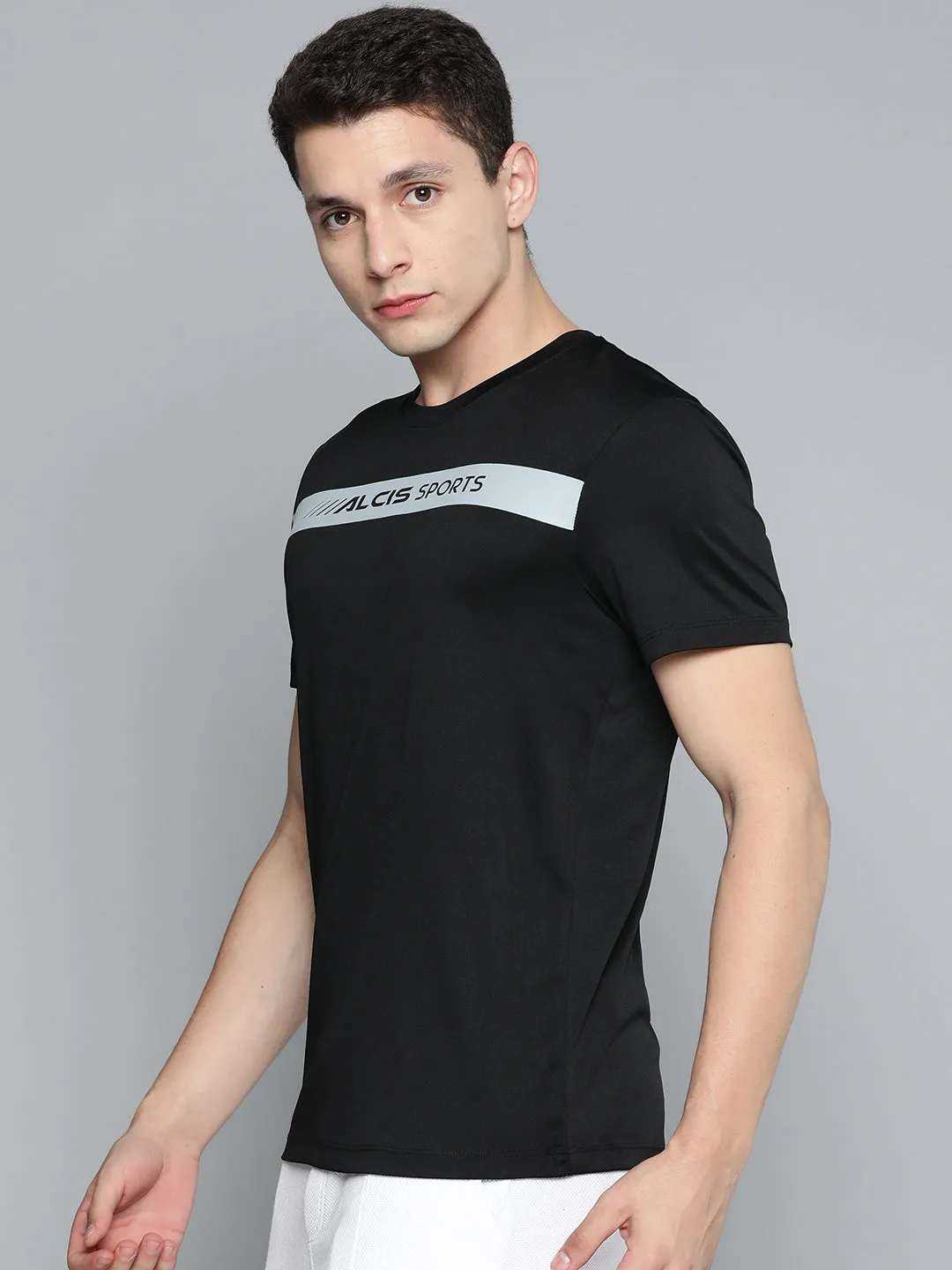 Alcis Men Black Brand Logo Slim Fit T-shirt