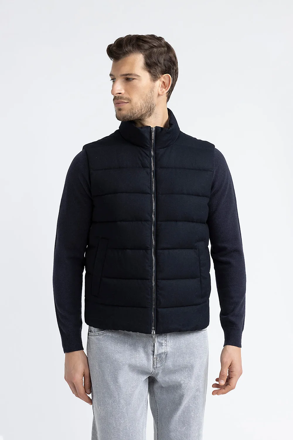 Sleeveless goose down jacket in cashmere