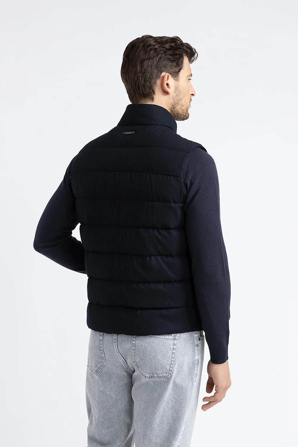 Sleeveless goose down jacket in cashmere