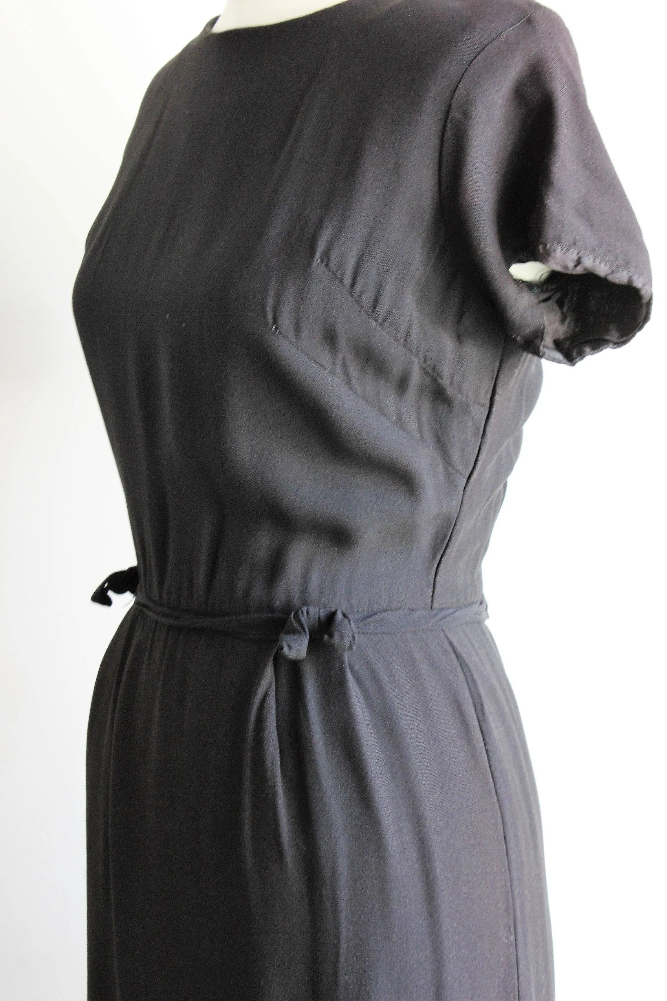 Vintage 1950s Little Black Dress With Bows