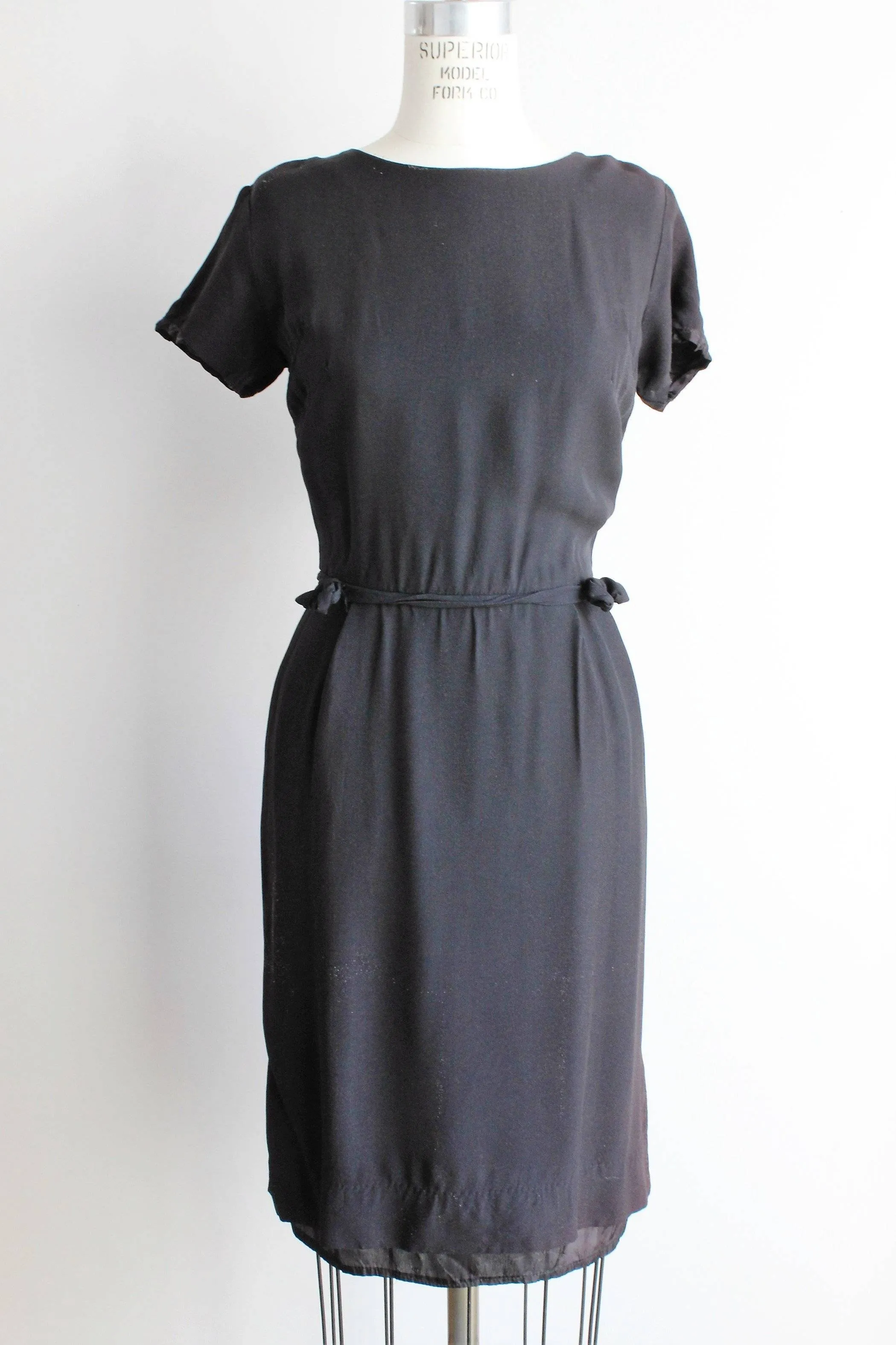 Vintage 1950s Little Black Dress With Bows