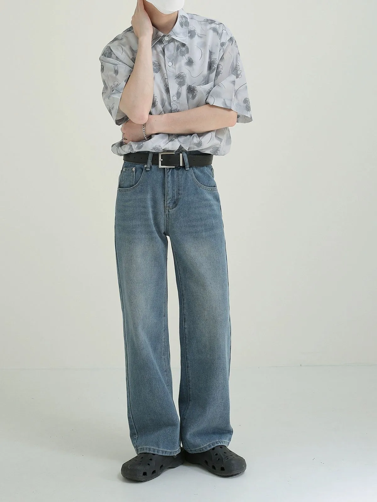 Zhou Basic Washed Straight Jeans